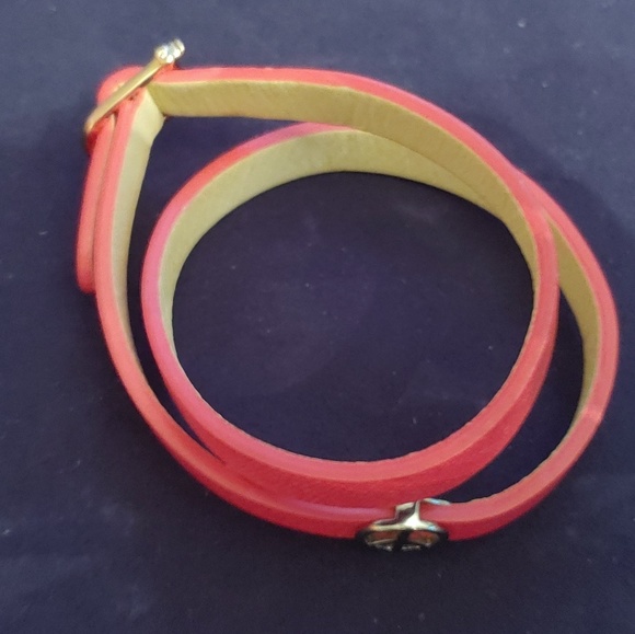 Double hot pink KEEP Collective bracelet w/ peace - Picture 2 of 3